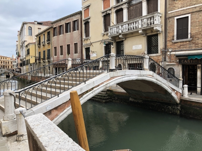 Ponte de le Maravegie