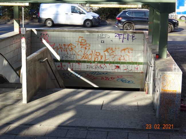 B 96a Straßenbrücke An den Treptowern / Fußweg