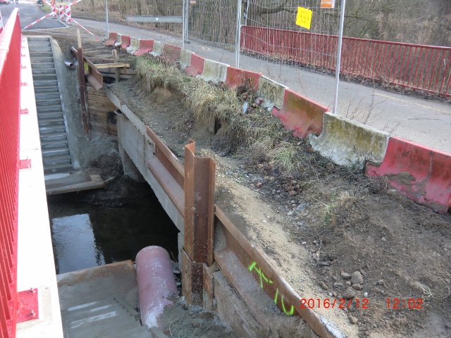 Neue Berliner Straßenbrücke / Erpe , Neuenhagener Mühlenfließ