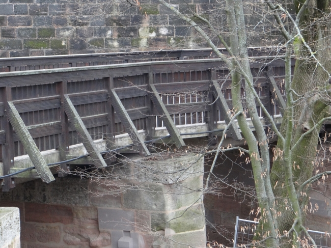 Nürnberg - Aufgang zur Brücke an der Burg