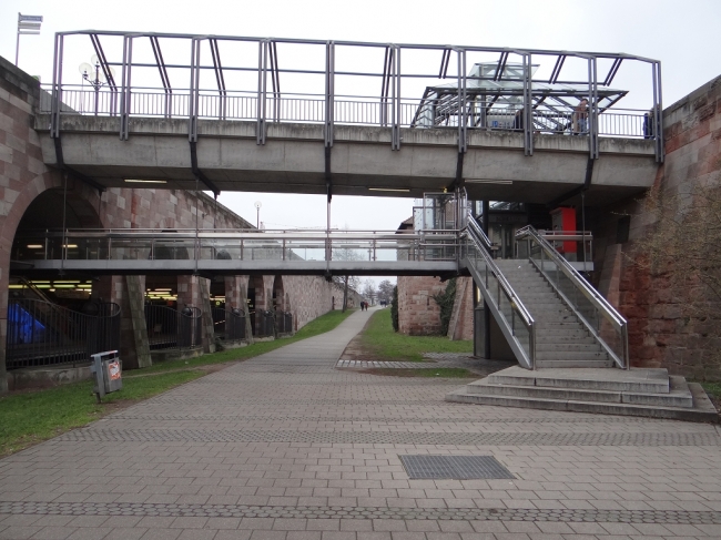 Nürnberg Brücke am Frauentor Graben