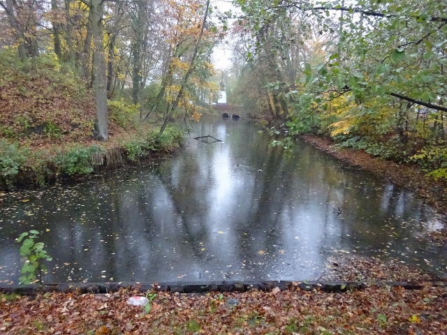 Torhausstraßenbrücke an der Schloßinsel / Kanal an der Schloßinsel