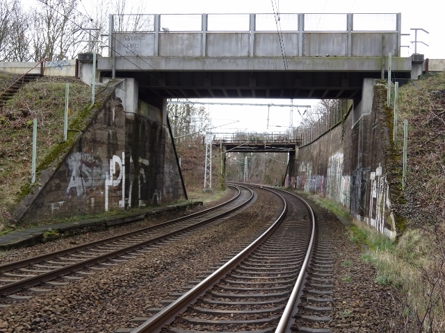 EÜ Strecke Grünau und Schönefeld / EU Strecke Berlin - Grünau u. BAR Ost, im Bildvordergrund