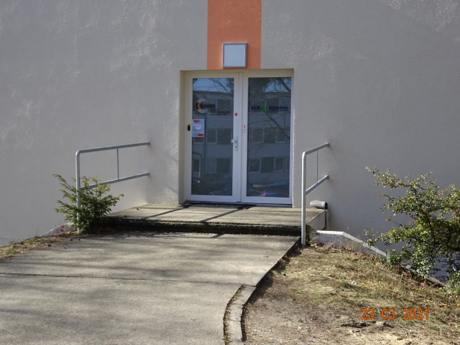 Fußwegbrücke im Industriepark Wuhlheide