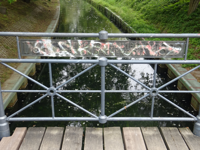Fußwegbrücke verlängerter Str. Alt Hermsdorf nach Süden / Tegeler Fließ