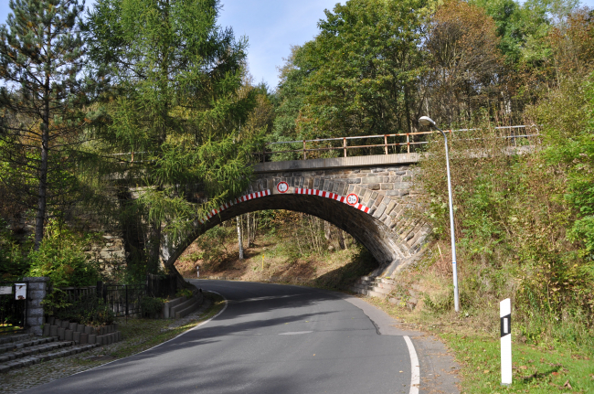 Steinbogenbrücke
