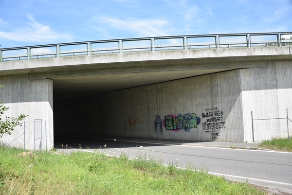 Autobahnbrücke