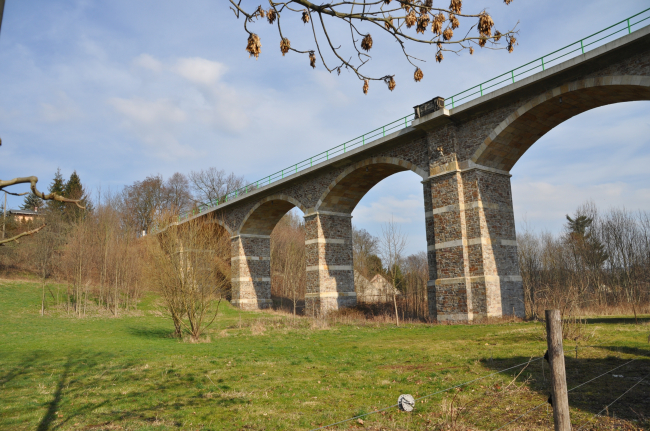 Eisenbahn-Viadukt Niederwiesa