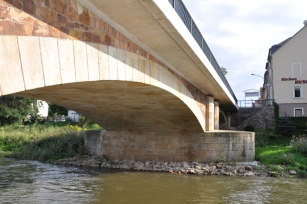 Bogenbrücke