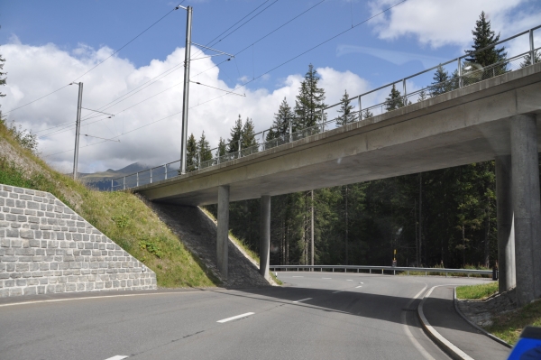 Eisenbahnüberführung