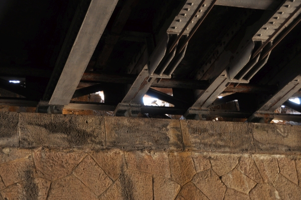 Eisenbahnüberführung