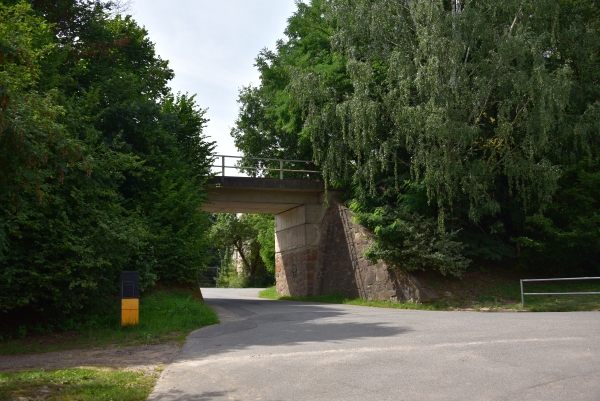 Eisenbahnüberführung