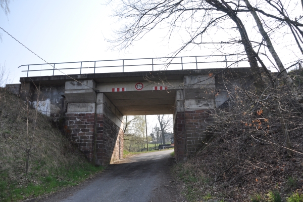 Eisenbahnüberführung