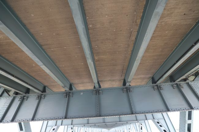 Brückenbesichtigung mit Strassen.NRW: Fahrt mit dem Besichtigungswagen