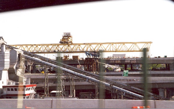Brückenbaustelle an der nördlichen Zubringerhochstrasse