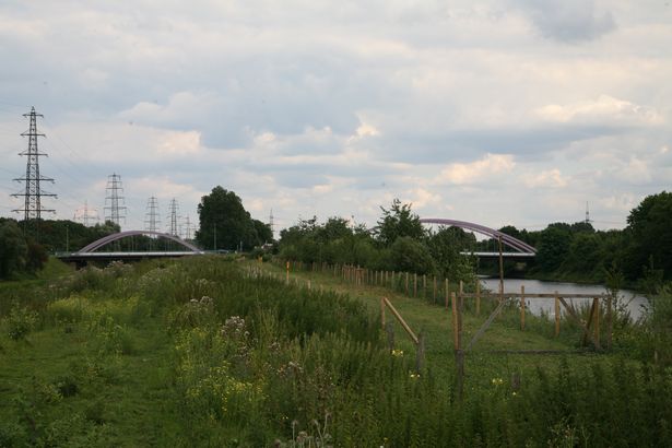 links BAS42961 rechts BAS 42962