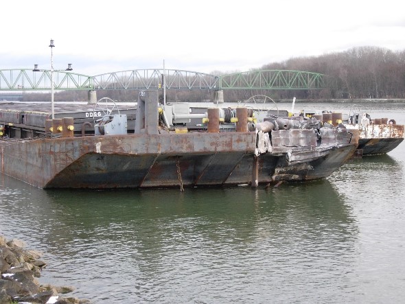 Das Schubschiff nach dem Unfall