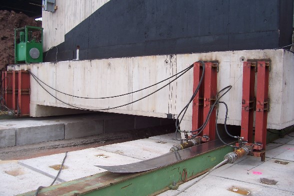 Tag des Brückeneinschubs